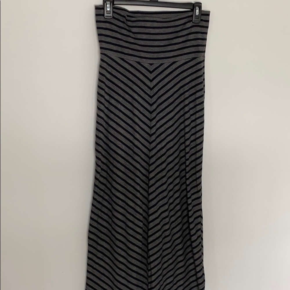 Striped skirt - great for maternity!